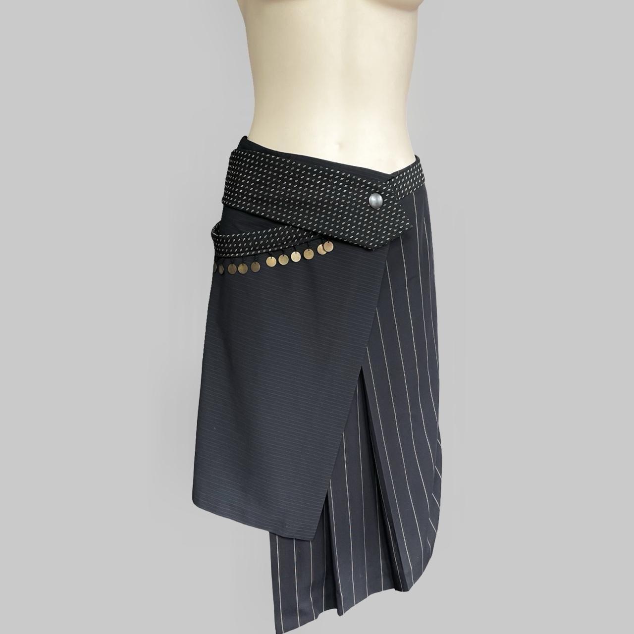 Cop copine black midi skirt with removable tie-shaped belt.
