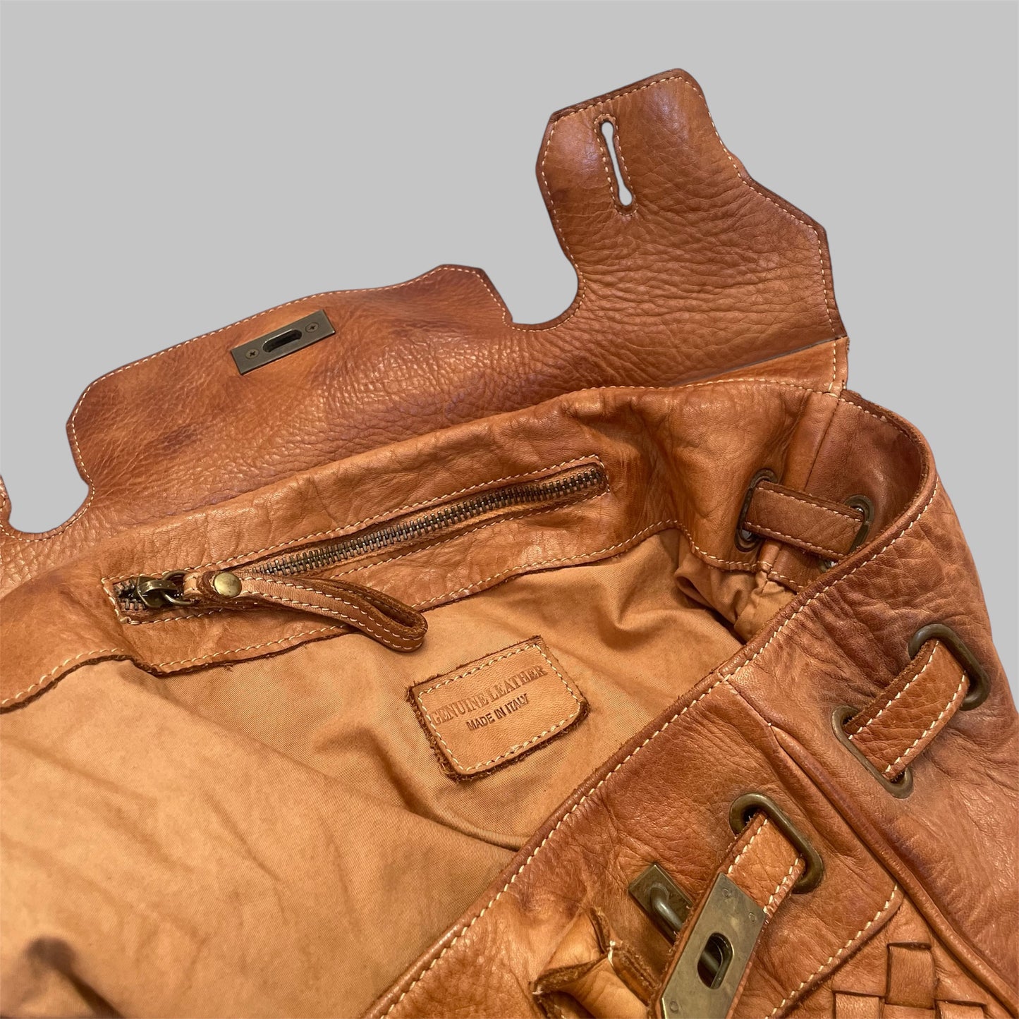 Brown cognac (large) leather firkin bag.