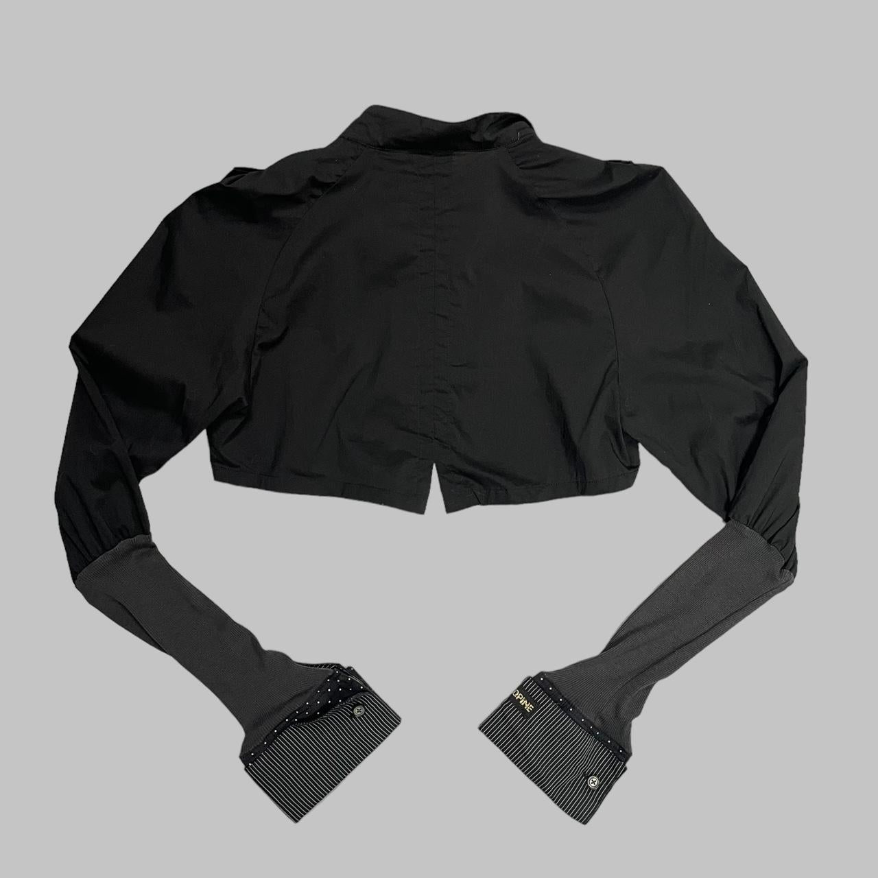 Cop copine micro cropped black shirt.