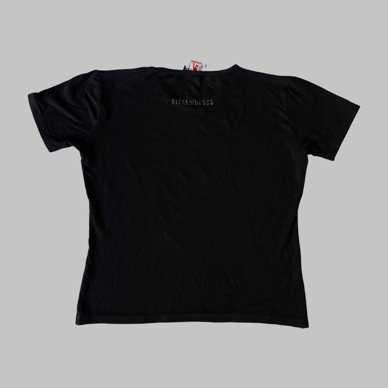 Dirk Bikkembergs black top.