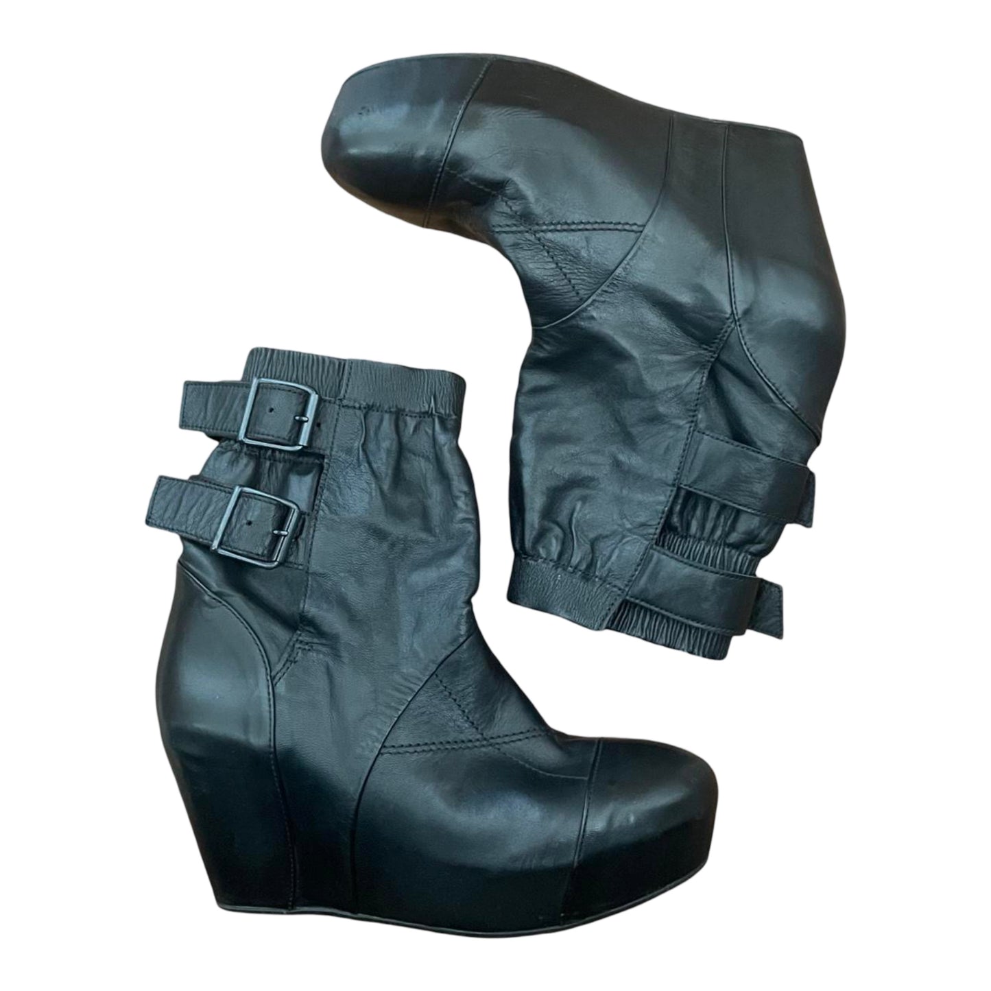 Marithe Francois Girbaud black leather wedge heels boots.