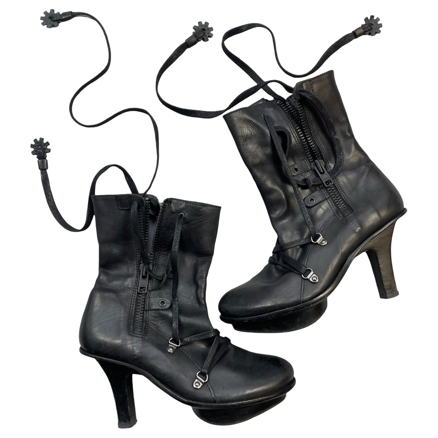 Marithé + Francois Girbaud black leather ankle booties.