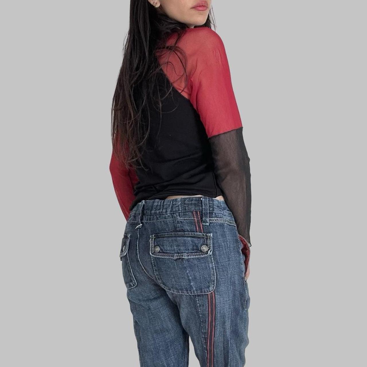 Cop copine black and red bi-material top.