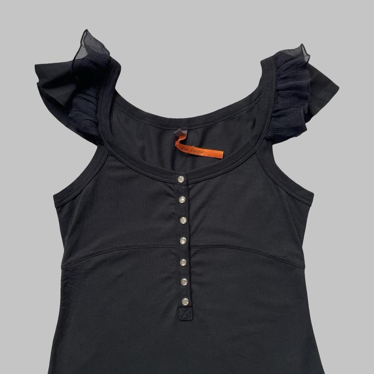 Cop copine sleeveless black top.