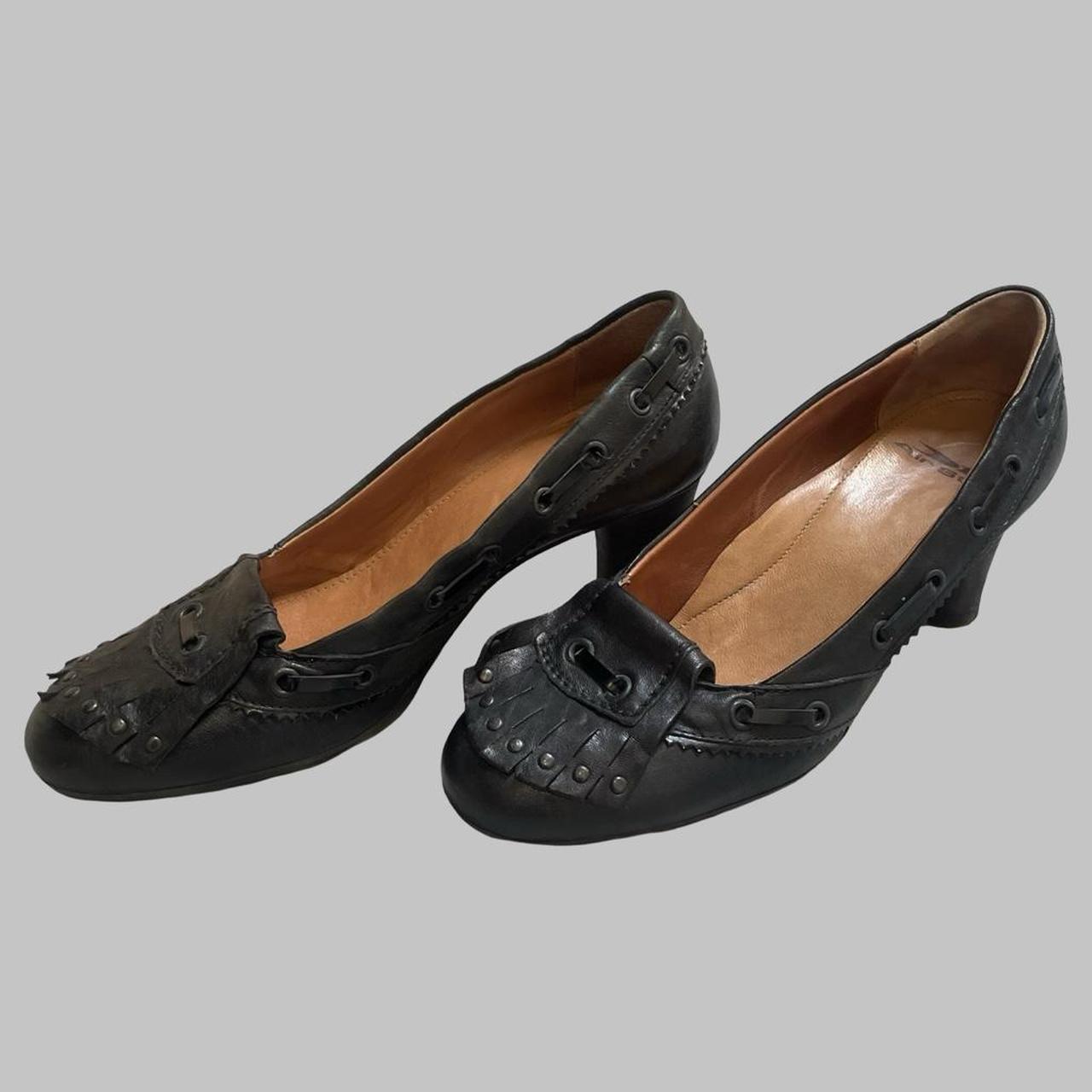 Vintage A.S.98  leather heeled loafers.