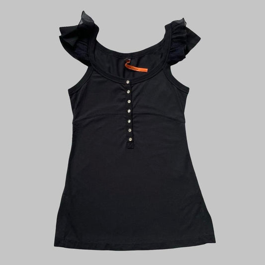 Cop copine sleeveless black top.