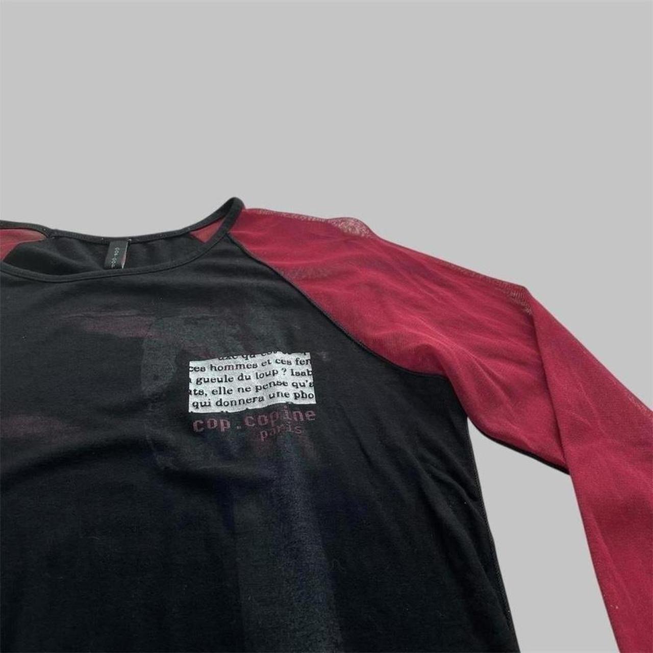 Cop copine black and red bi-material top.