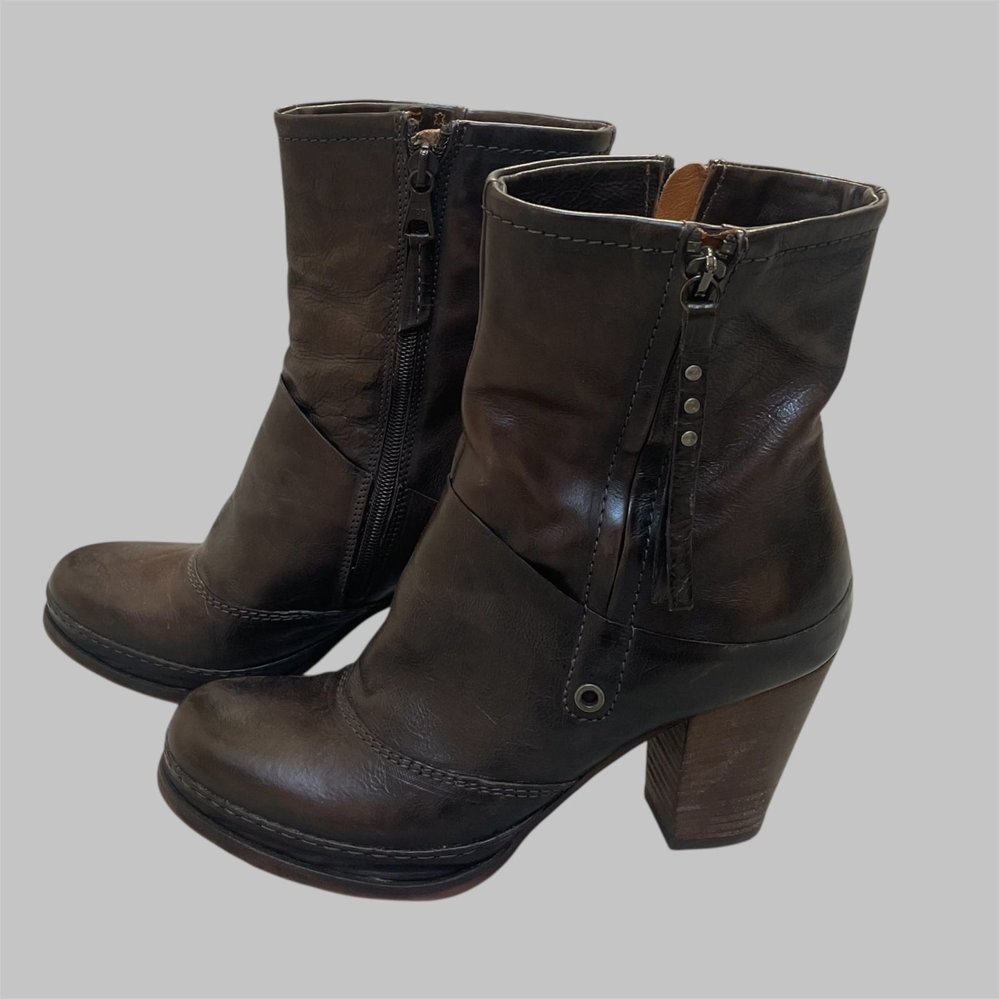 A.S.98 Airstep leather ankle boots.