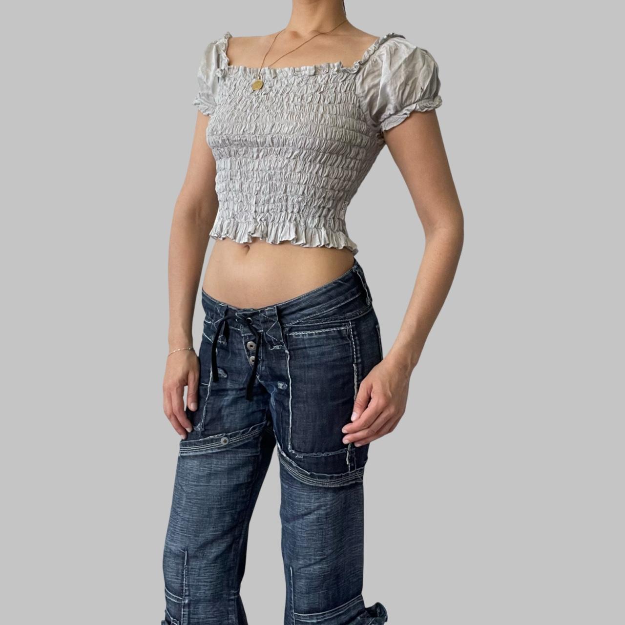 Cop copine grey smocked crop top