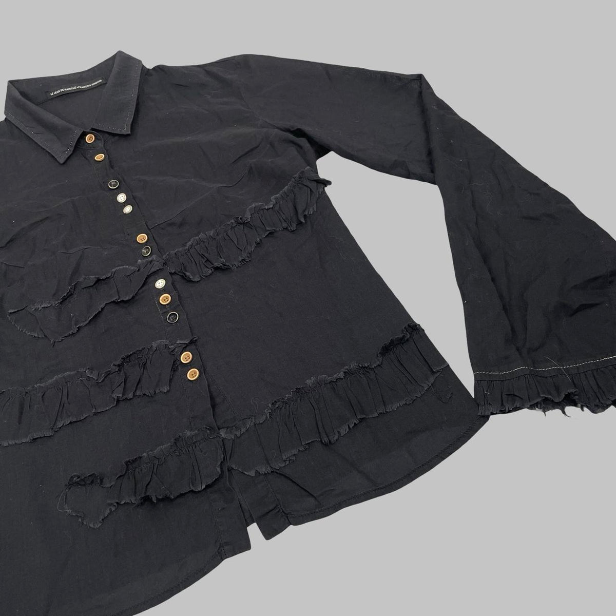 Marithé + François Girbaud black ruffled button-up shirt. — photo 2