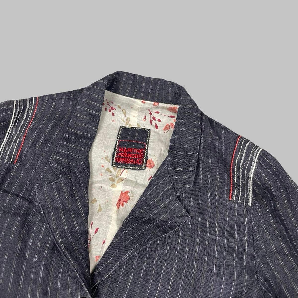Marithé François Girbaud dark navy pinstripe jacket. — photo 2