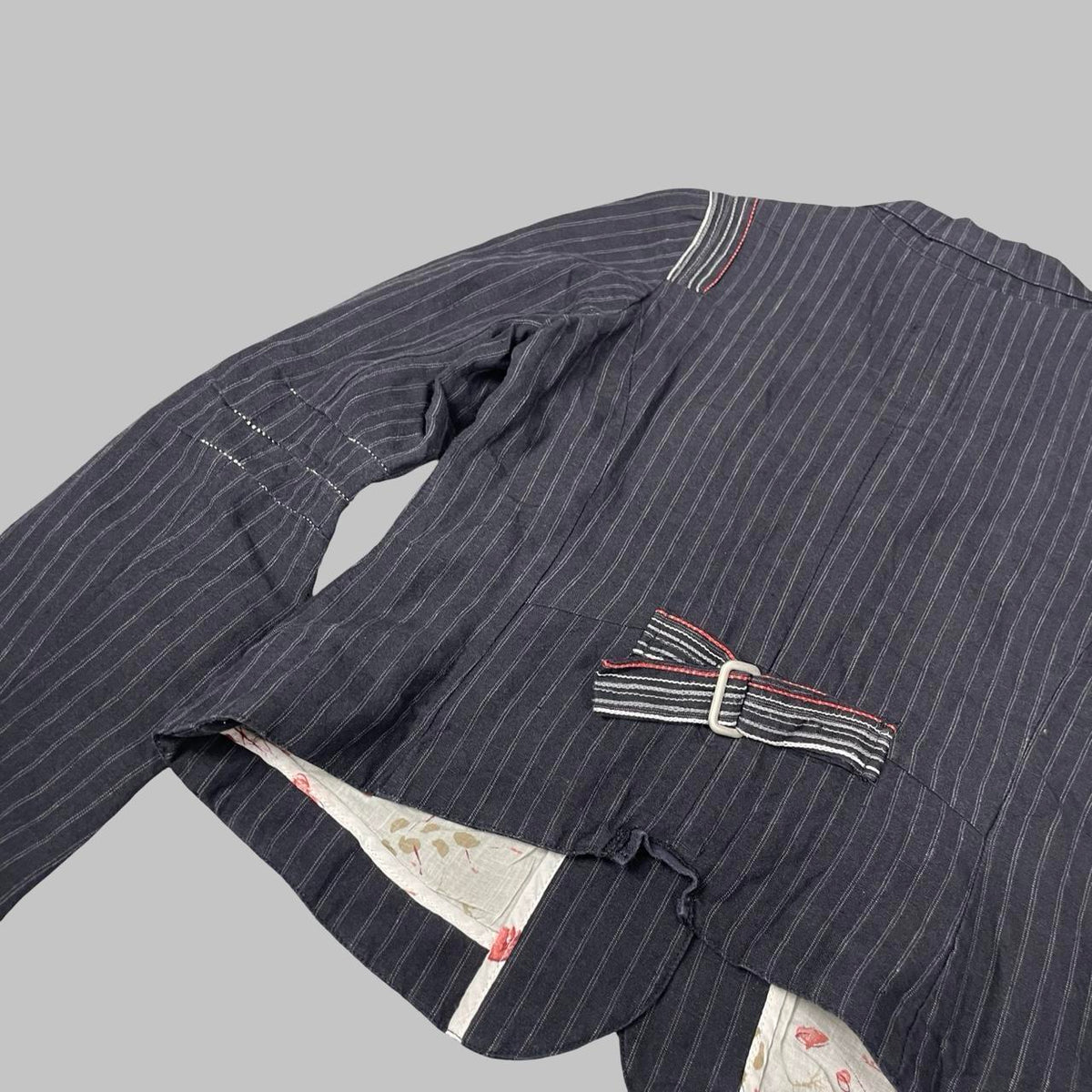 Marithé François Girbaud dark navy pinstripe jacket. — photo 4