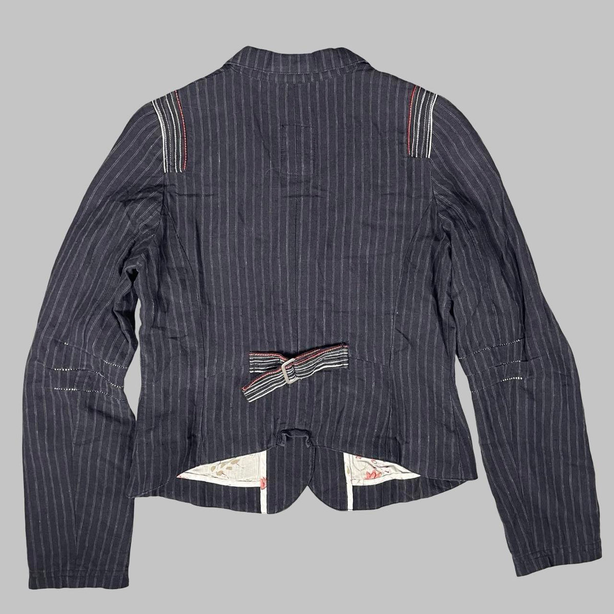 Marithé François Girbaud dark navy pinstripe jacket. — photo 5