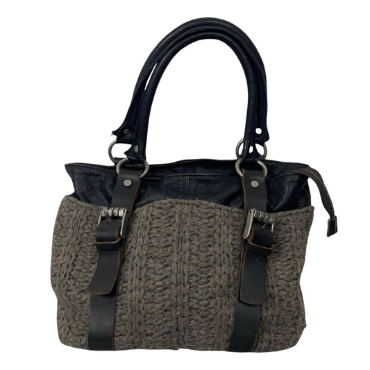 Black leather and knitted wool bag.