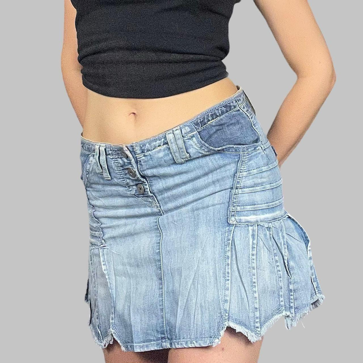 Marithé + François Girbaud faded denim mini skirt. — photo 2