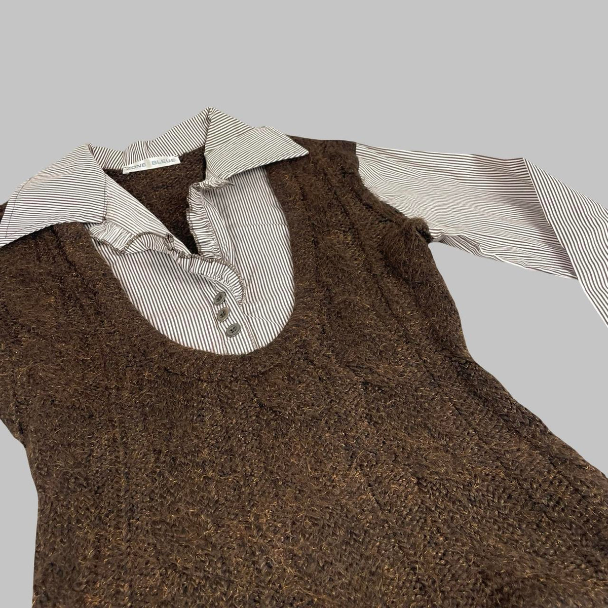 Zone Bleue brown and white trompe-l’œil milkmaid top. — photo 2