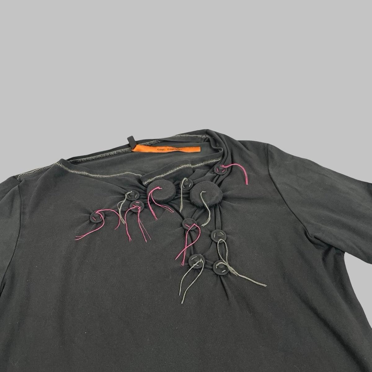 Cop Copine charcoal & black layered top — Taille 36. — photo 2