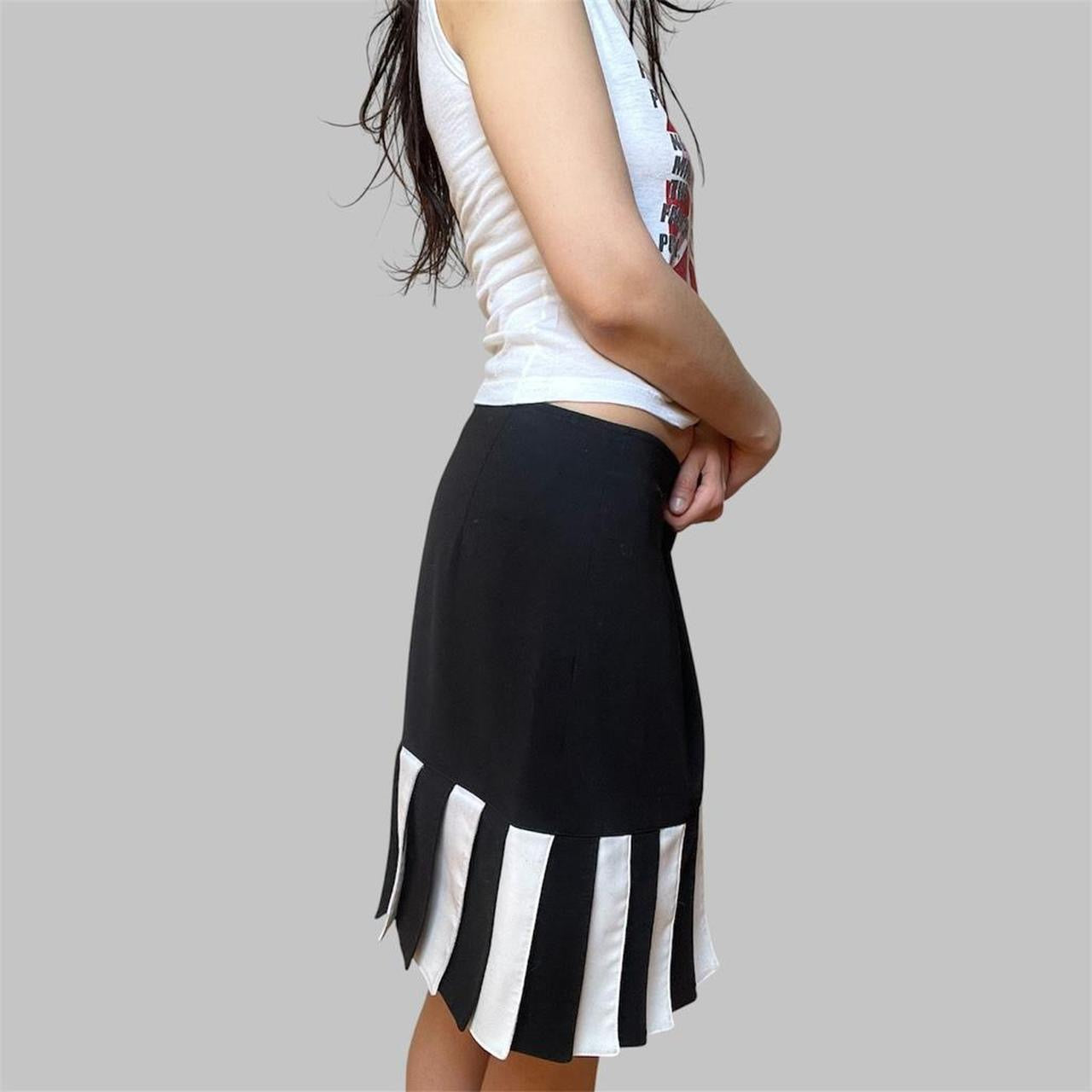 French piano skirt.