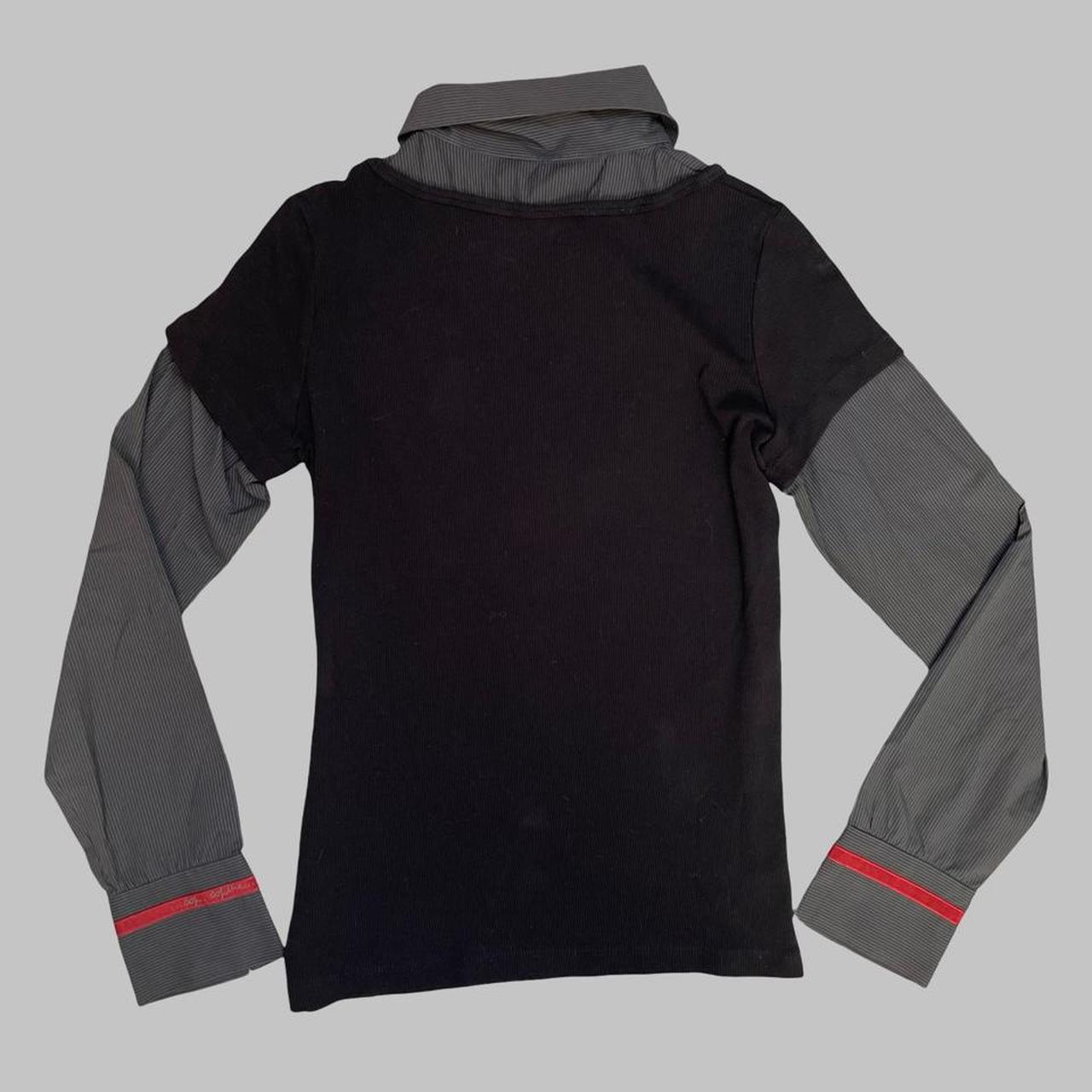 Cop copine black and grey layered top.