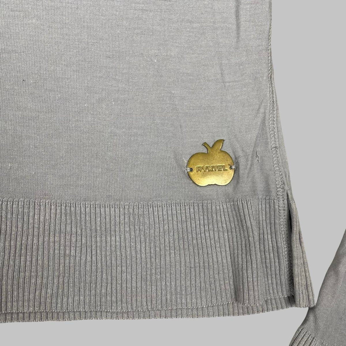 Grey top cashmere blend top from Sonia Rykiel.