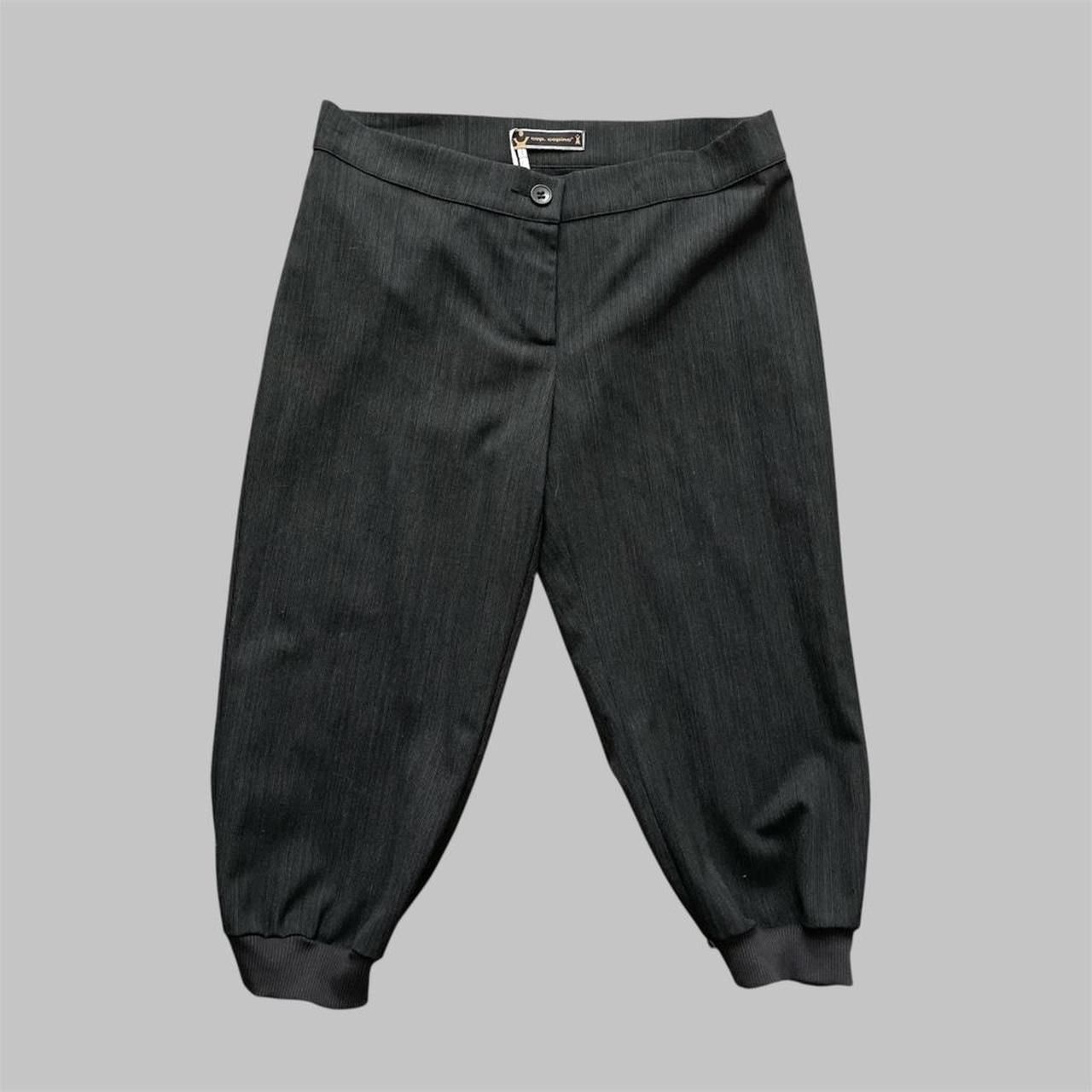 Cop copine two-piece trouser and belt.